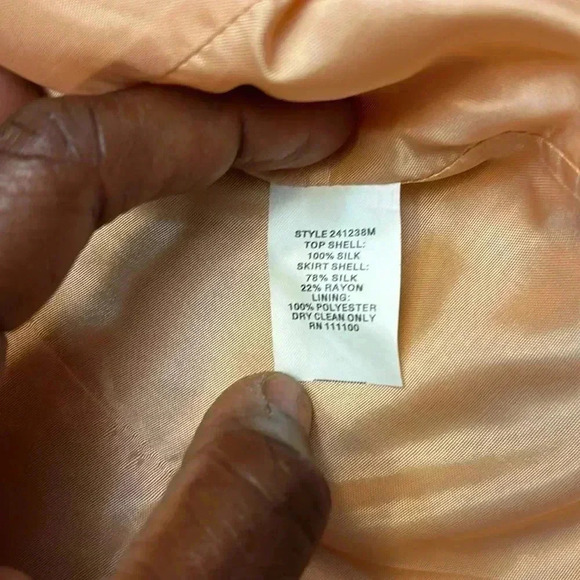 100% Silk Women'sDavid Warren New York Suit Jacket size 10-GUC - Picture 5 of 10